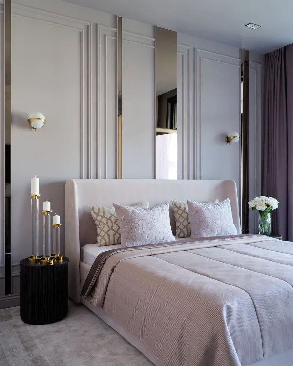 Elegant Apartment in Neoclassical Style