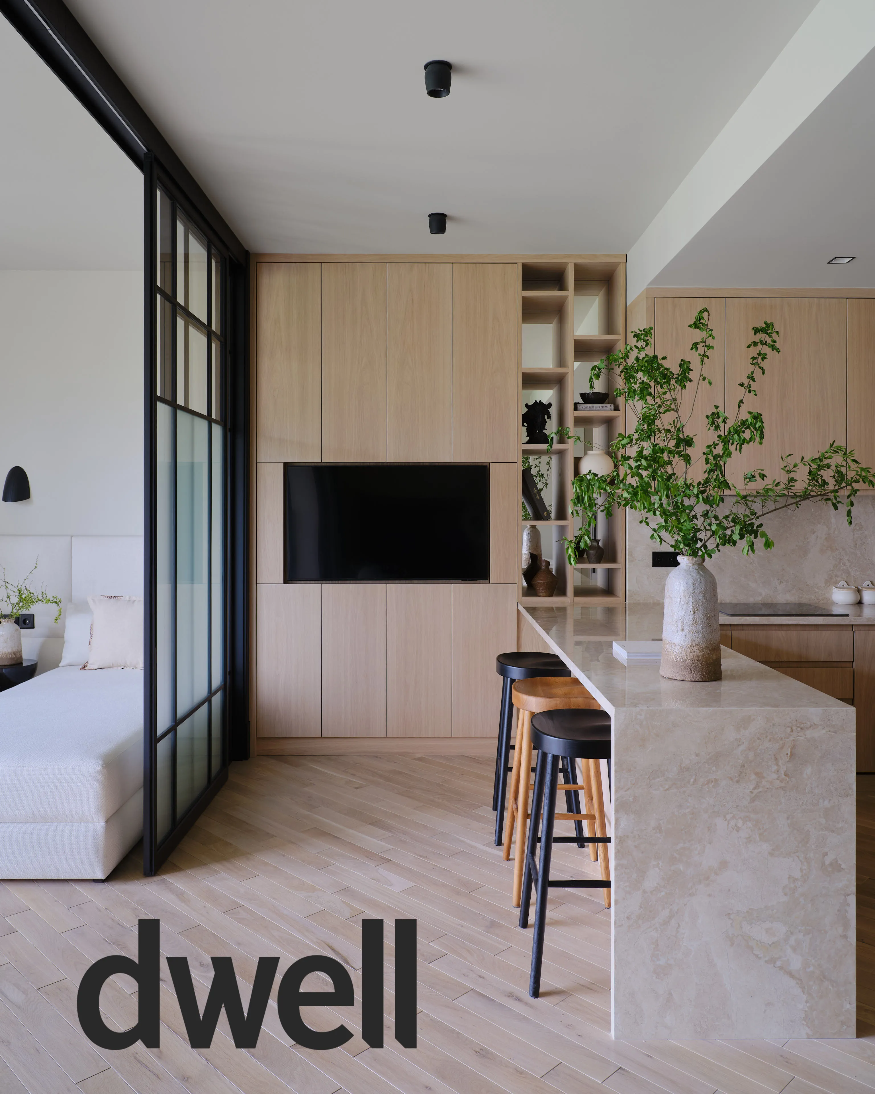Balanced Stillness: A Light-Filled Apartment in Almaty for a Well-Traveled Couple